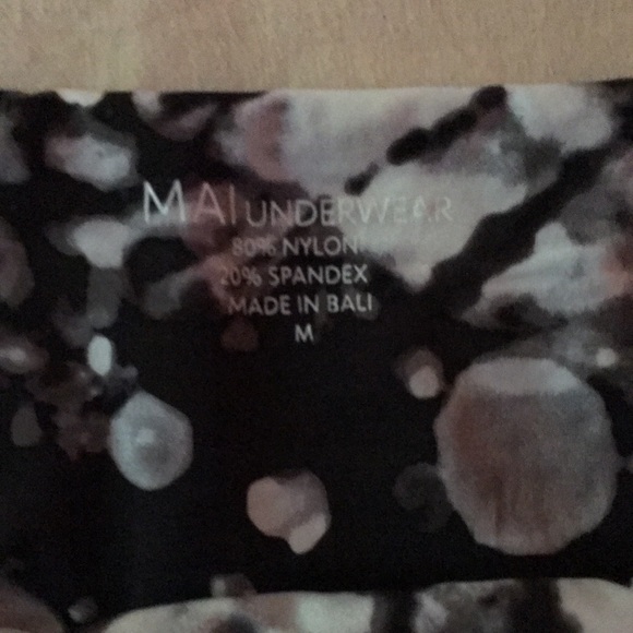 SOLD Mai underwear set -SOLD - Picture 2 of 3